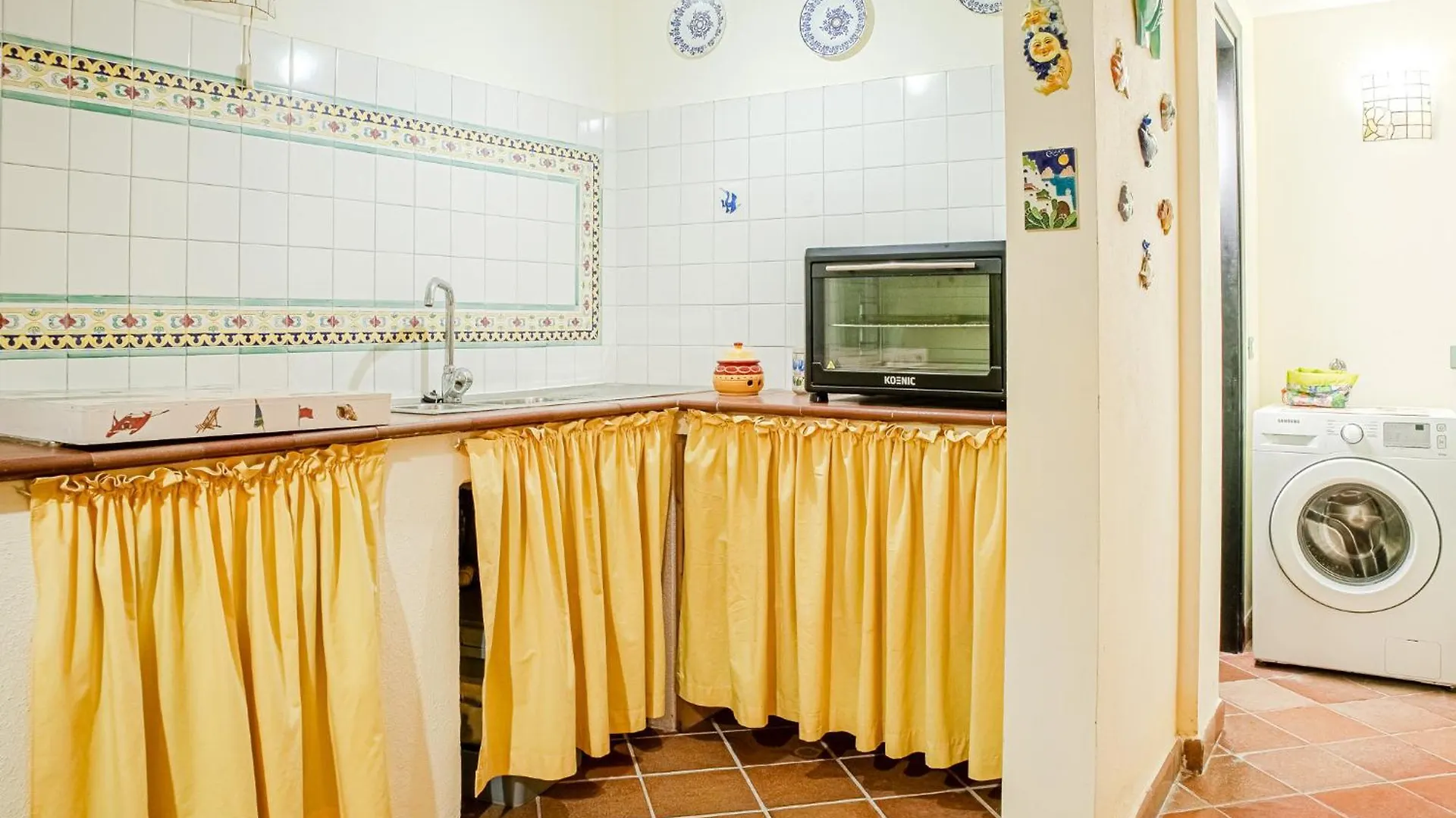Eriche Country Mansion 3Km Da La Pelosa Stintino 0*,  Italy
